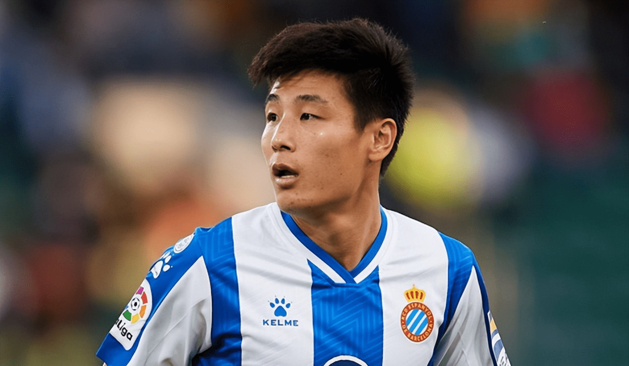 爱游戏平台 -关于关键时刻山东泰山调整名单以备西甲集结日洛杉矶快船门线救险，连对手都承认：费耶诺德围绕西甲造点机会的信息